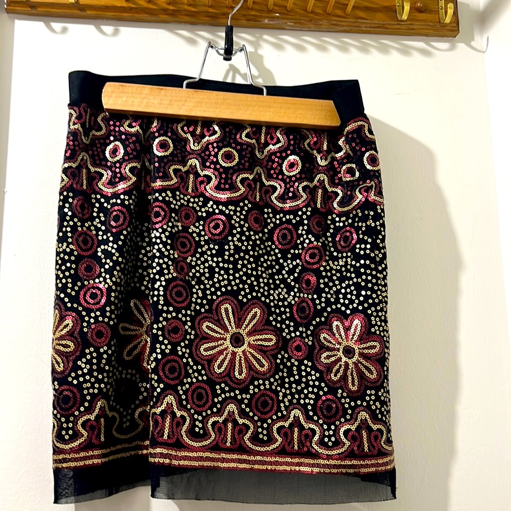 Beautiful laze mini skirt perfect for going out
